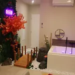Loveroom Japon Avec Balneotherapie