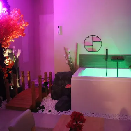 Apartment Loveroom Japon Avec Balneotherapie *